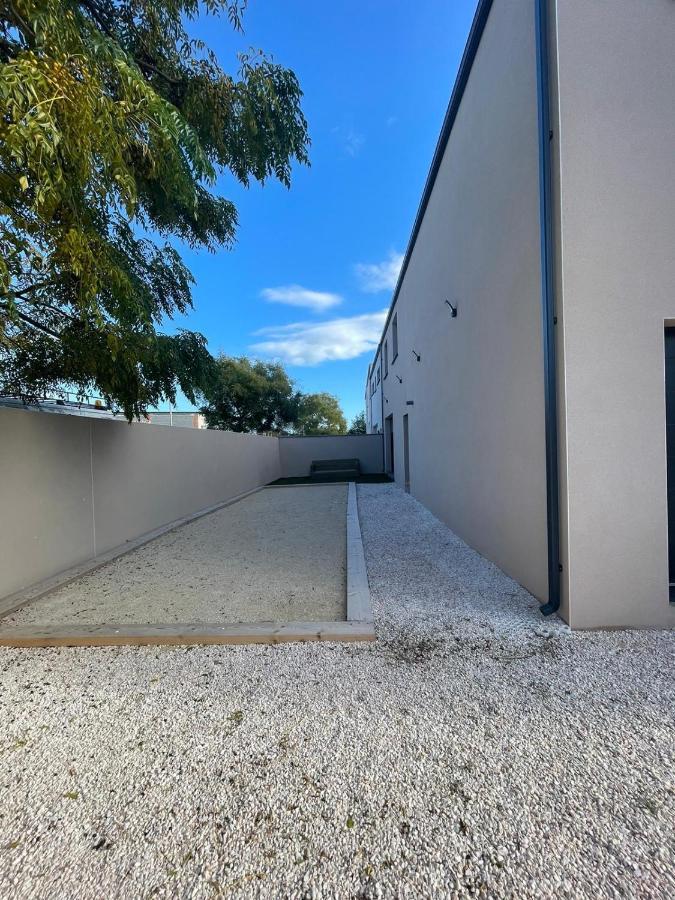 400m2 Piscine Intérieure Chauffée Agde