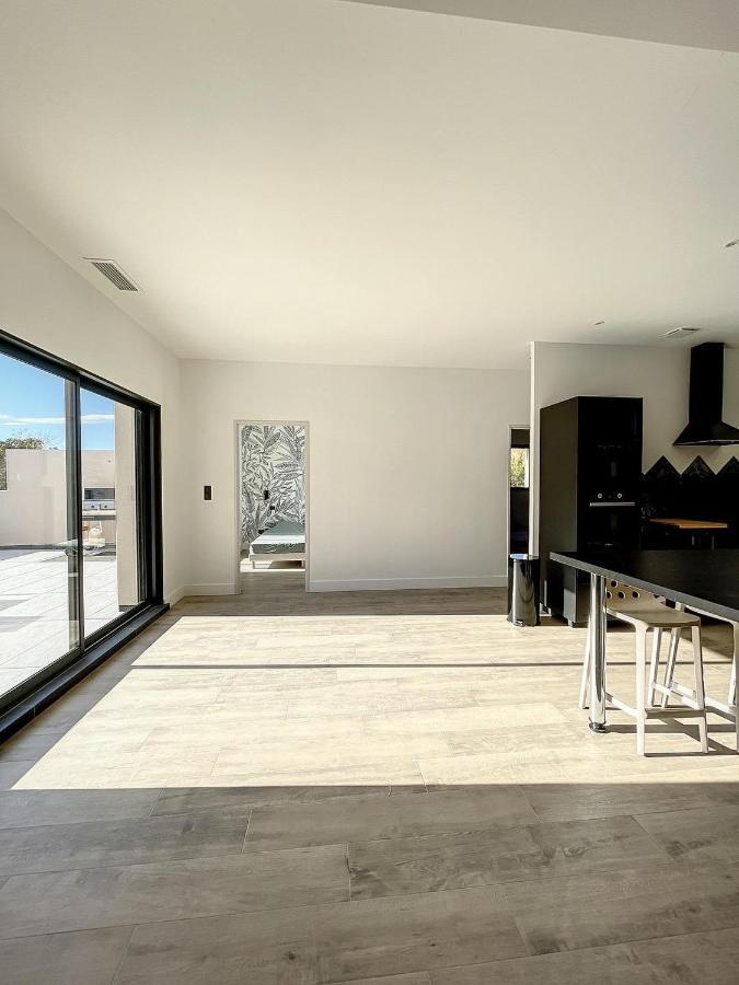 Villa 400m2 Piscine Interieure Tres Calme
