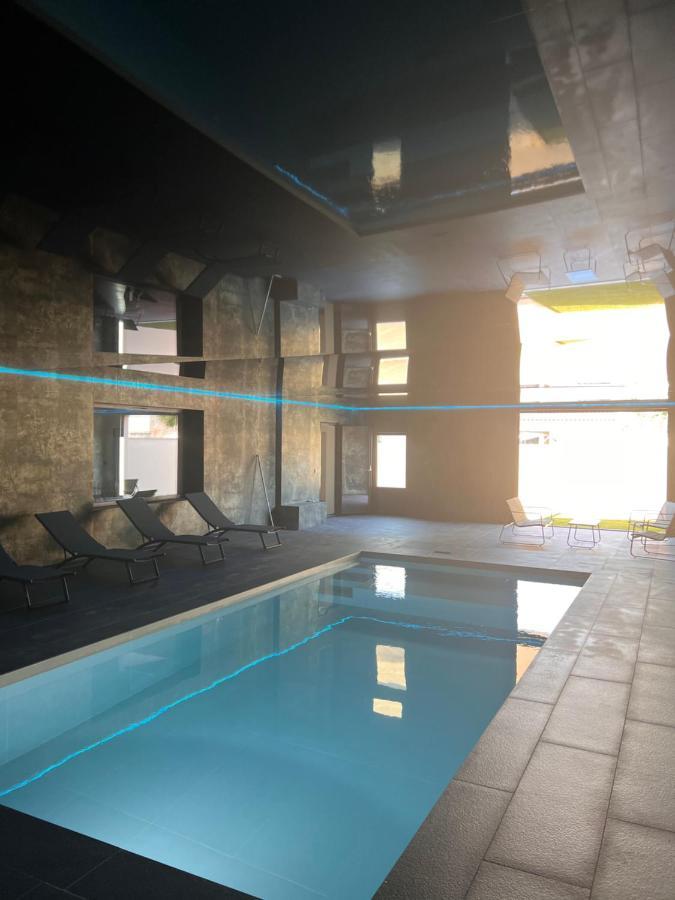 400m2 Piscine Interieure Tres Calme Villa *